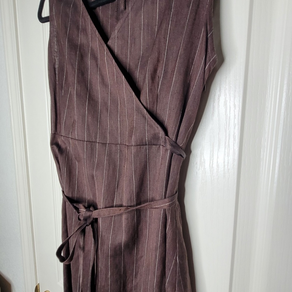 Charivarie L Brown Striped Wrap Dress Sleeveless Belted Midi V-Neck Woven - Picture 5 of 9